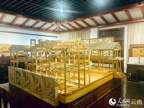 凿刀雕古韵，创意焕新生 日常用品中的艺术传承